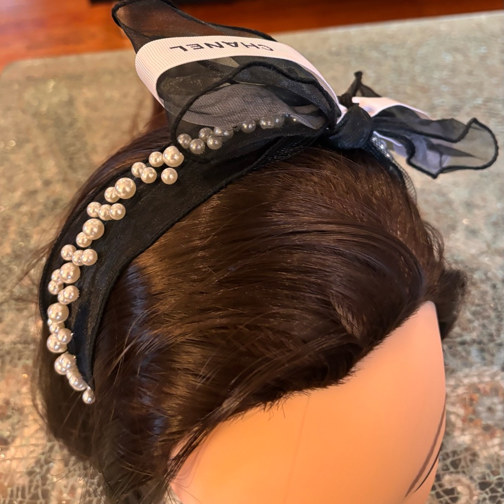 Headband with pearls & satin & mesh ribbon black& white hand made timeless